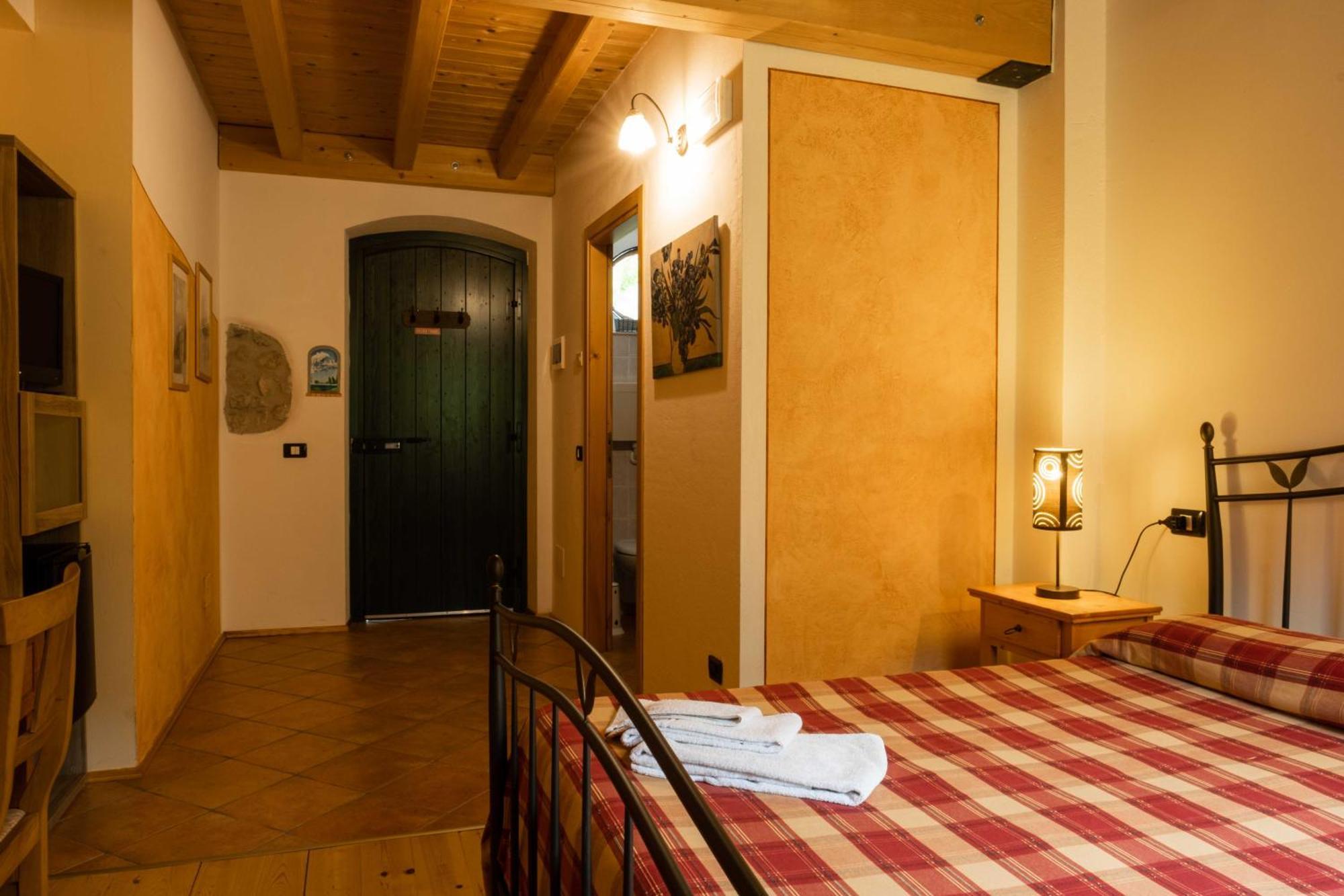 Agriturismo Revena Brentino Belluno Kültér fotó