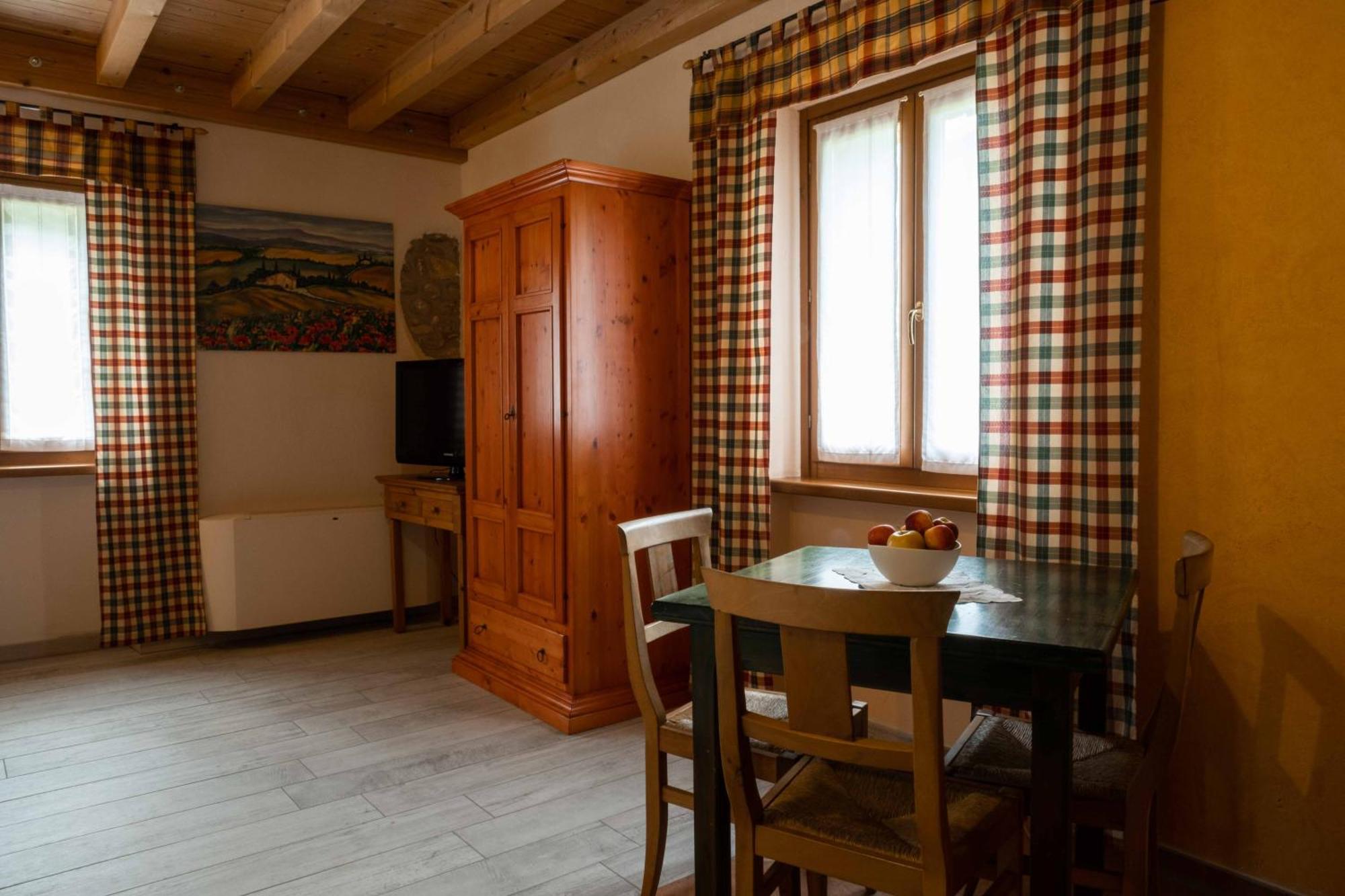 Agriturismo Revena Brentino Belluno Kültér fotó